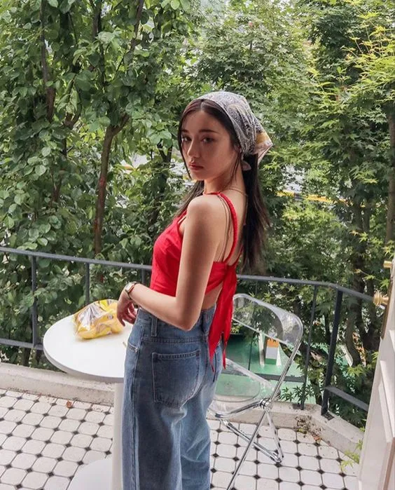 2024's Guide to Aesthetic Headscarf Hairstyles