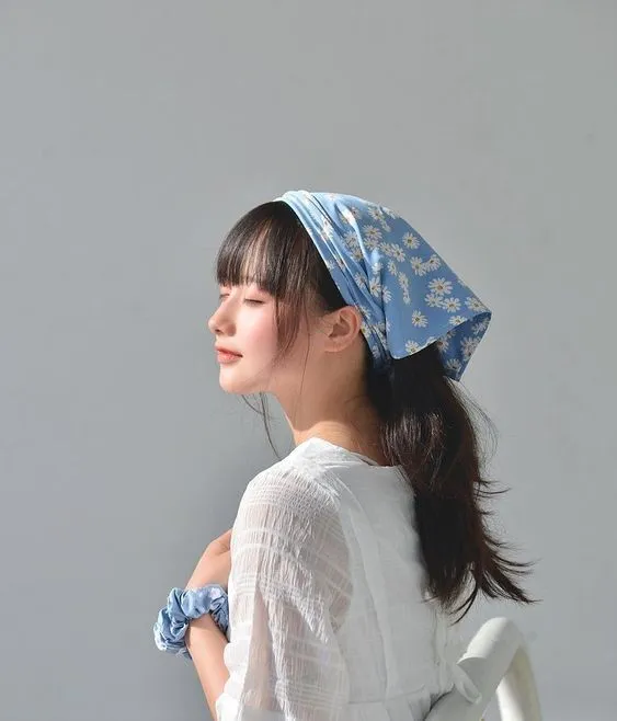 2024's Guide to Aesthetic Headscarf Hairstyles