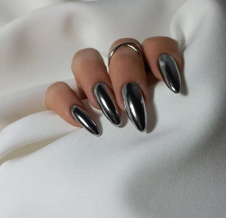 The Ultimate Guide to 2024's Hottest Metallic Nail Designs
