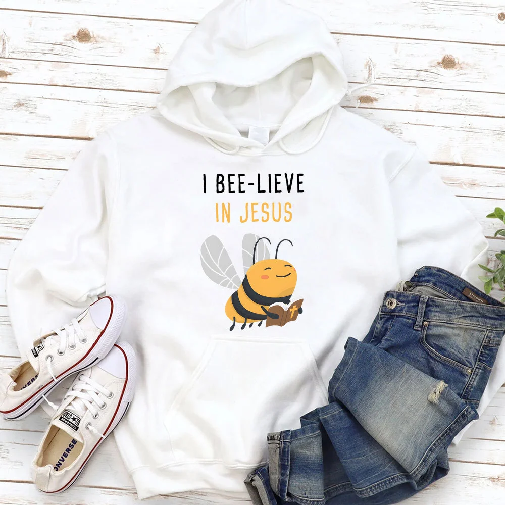 How to Combining Christian Clothing and Streetwear Trends for Everyday Wear