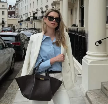 I Found The 6 Timeless Tote Bags For Office Girl That Fit Your Laptop