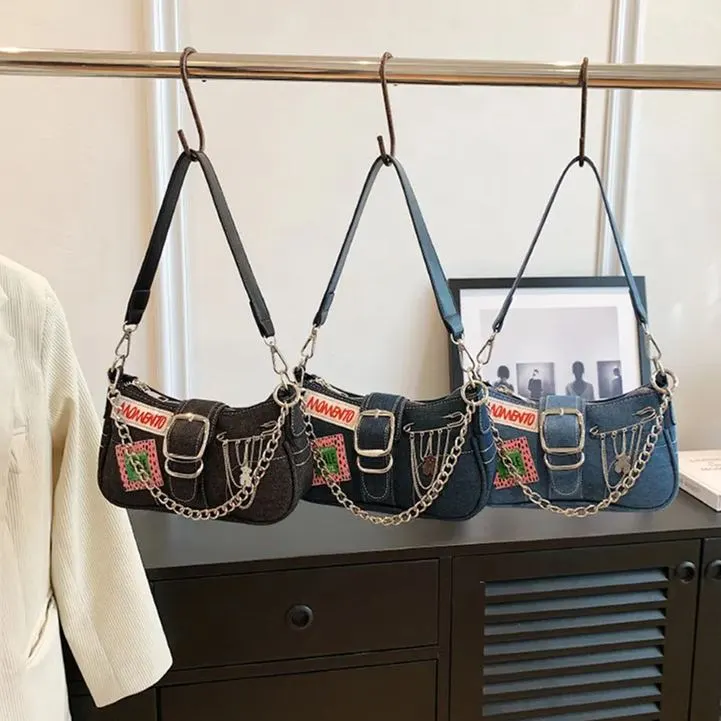 Momento Chain Y2K Canvas Shoulder Bag