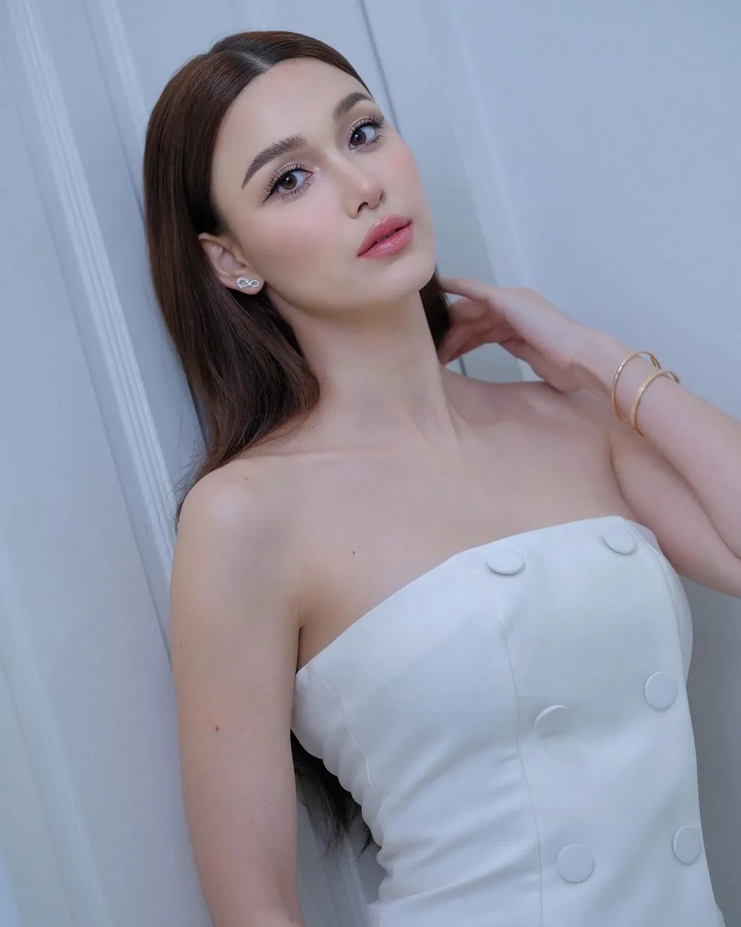 Beauty Trend 2024: How To Achieve Flawless Thai Makeup Look