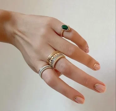 More Rings, More Stylish! How to Stack Rings in 2024