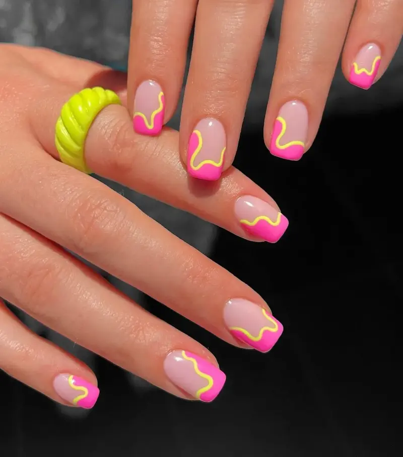 Beach Please! Neon Nail Art Ideas for 2024 Summer Vibes