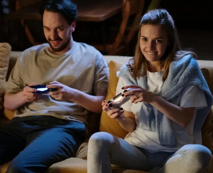 The Perfect Date Night Outfit Ideas For Geek Couples - Let's Steal the Start of Valentine's Day 2025!