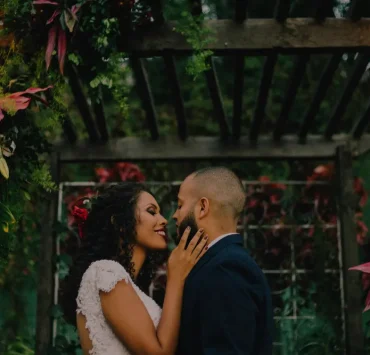 A Stress-Free Wedding Says is Totally Possible