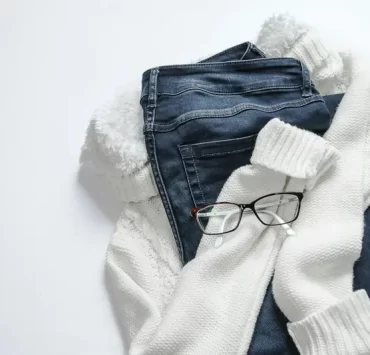 Elevate Your Denim Game: Trendy Tops to Wear with Jeans