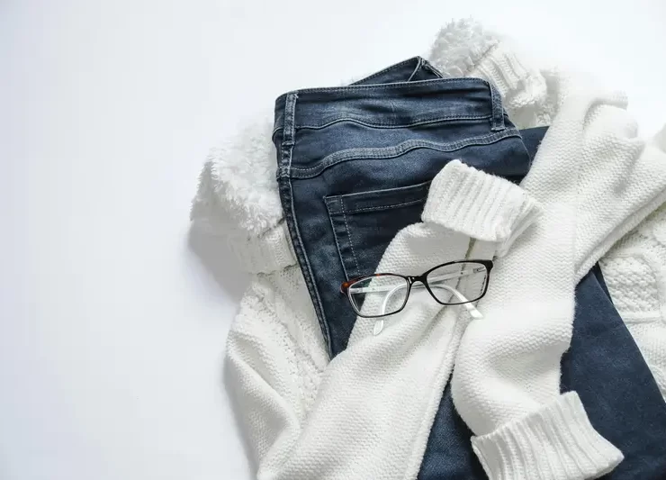 Elevate Your Denim Game: Trendy Tops to Wear with Jeans