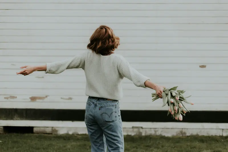 Navigating a New Life: Essential Steps for Moving to a Different Country