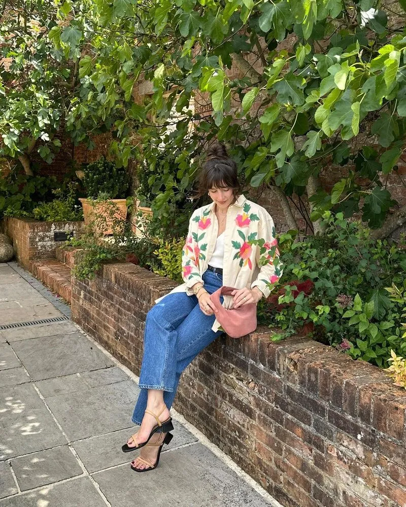 The Ultimate Guide to Styling Your Floral Top According To Summer Trend 2024